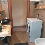 בית נופש La Corte Di Nonno Gino סטרסה