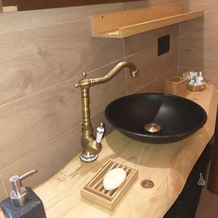 La Corte Di Nonno Gino 펜션