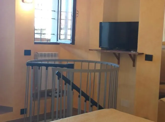 La Corte Di Nonno Gino Stresa